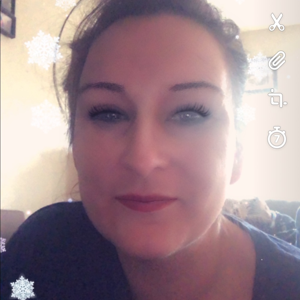 Meet your Posher, Lisa